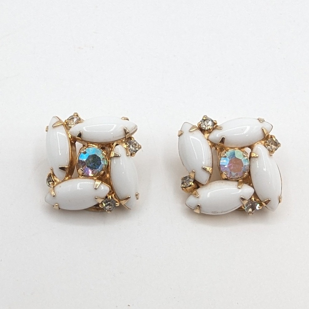 Vintage White Milk Glass AB Rhinestone Gold Tone Cluster Clip On Earrings Square